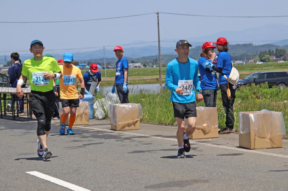いわて奥州きらめきマラソン2018 フルマラソン5・37.5km給水/10km折り返し 2018/05/20