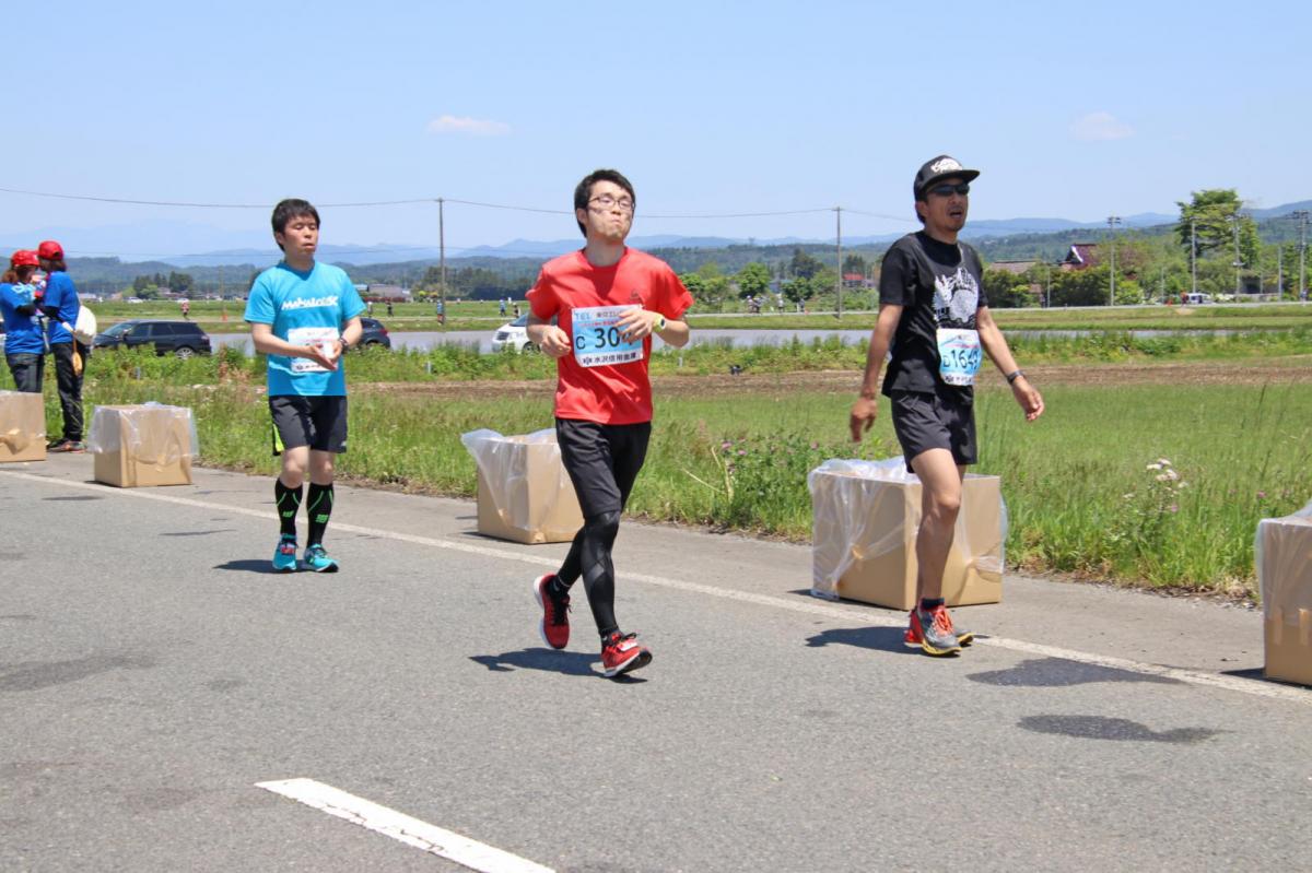 いわて奥州きらめきマラソン2018 フルマラソン5・37.5km給水/10km折り返し 2018/05/20