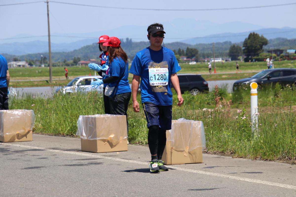 いわて奥州きらめきマラソン2018 フルマラソン5・37.5km給水/10km折り返し 2018/05/20