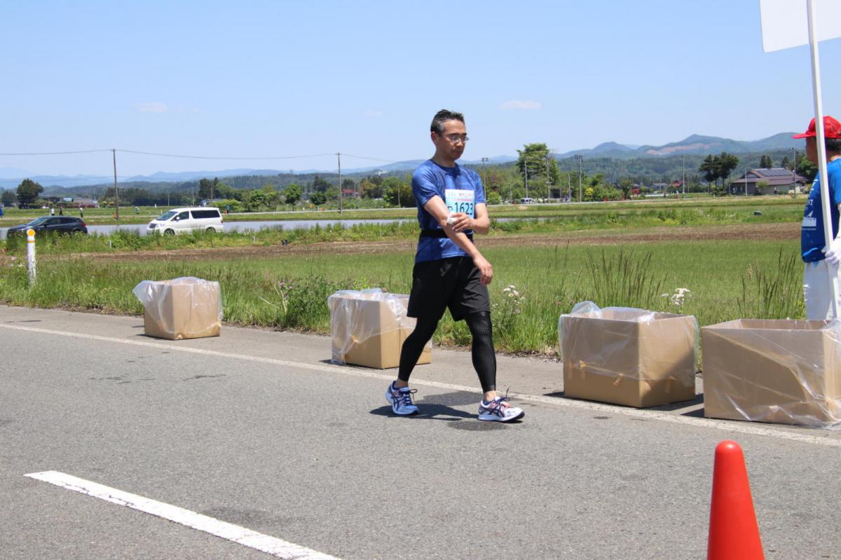 いわて奥州きらめきマラソン2018 フルマラソン5・37.5km給水/10km折り返し 2018/05/20