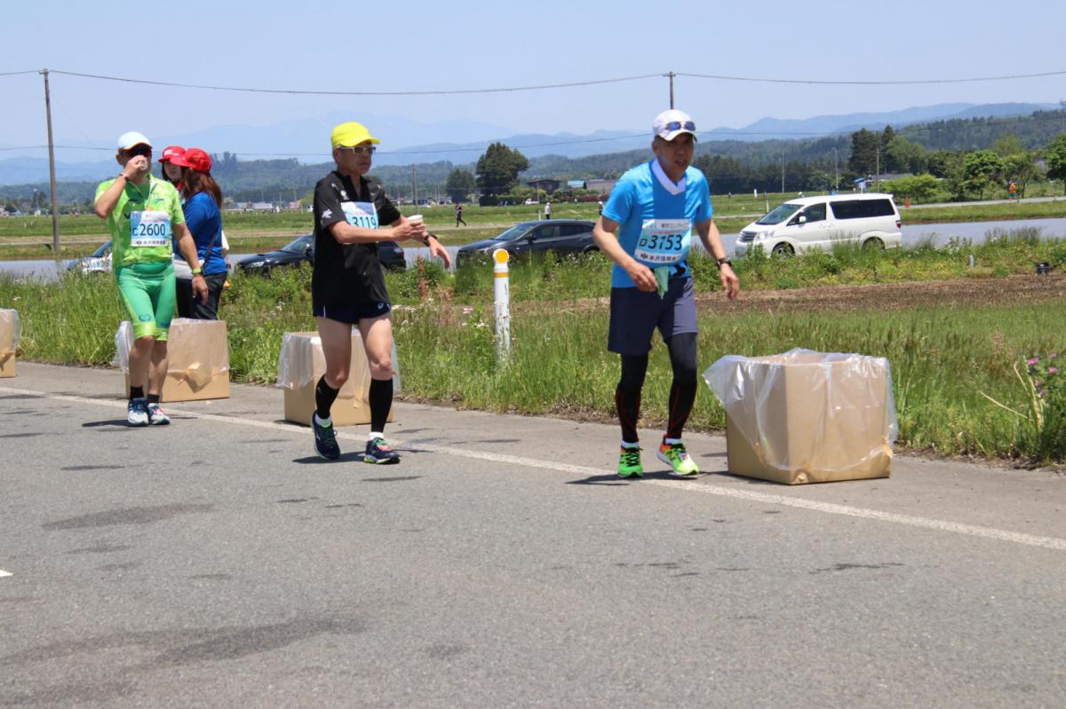 いわて奥州きらめきマラソン2018 フルマラソン5・37.5km給水/10km折り返し 2018/05/20