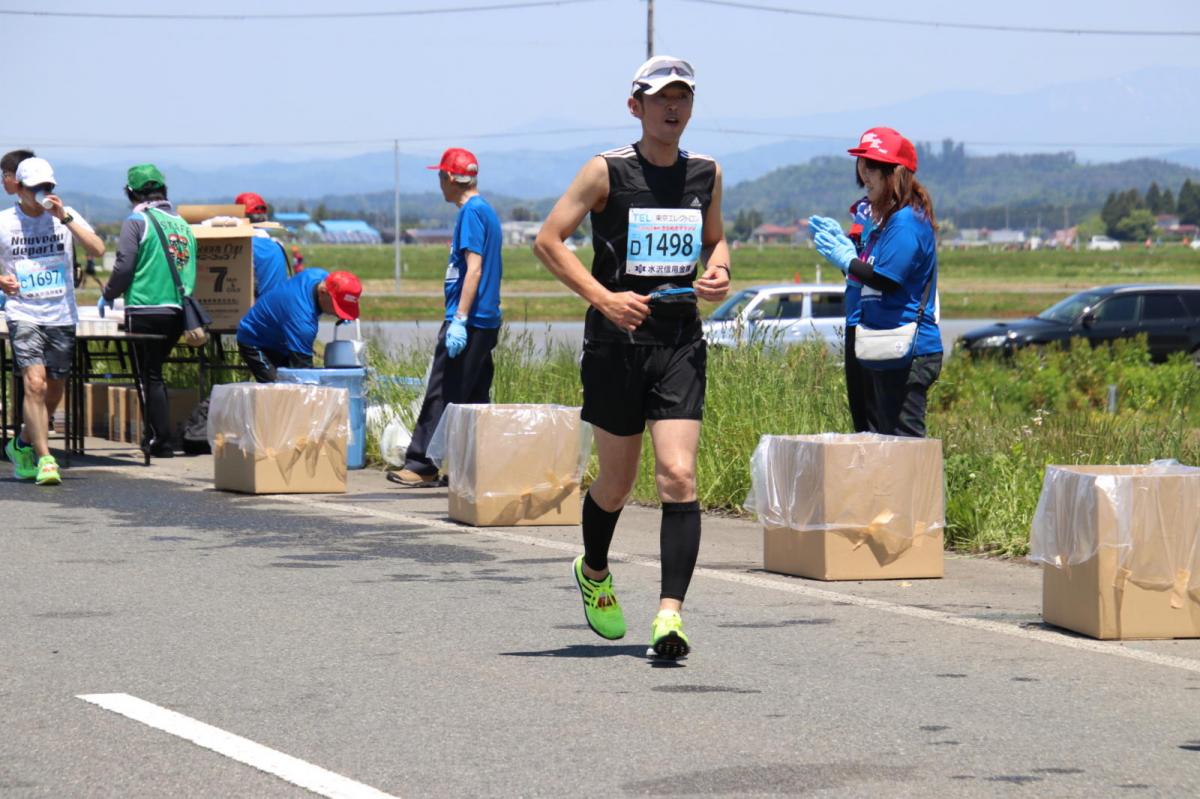 いわて奥州きらめきマラソン2018 フルマラソン5・37.5km給水/10km折り返し 2018/05/20