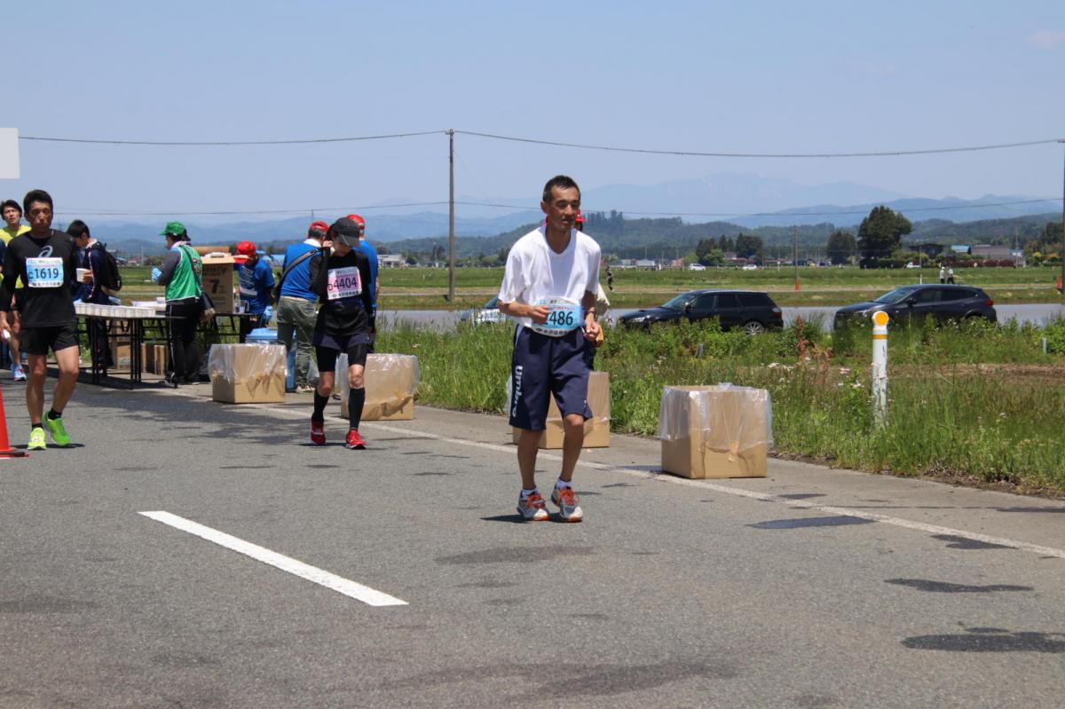 いわて奥州きらめきマラソン2018 フルマラソン5・37.5km給水/10km折り返し 2018/05/20