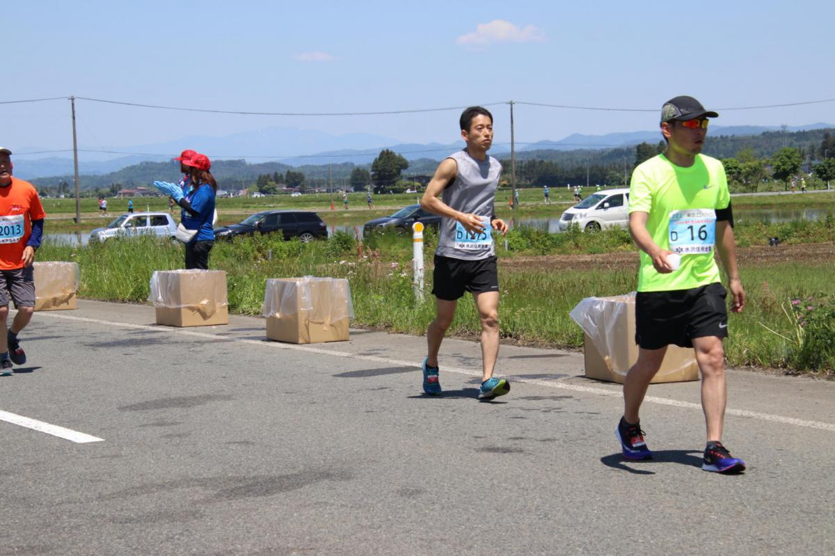 いわて奥州きらめきマラソン2018 フルマラソン5・37.5km給水/10km折り返し 2018/05/20