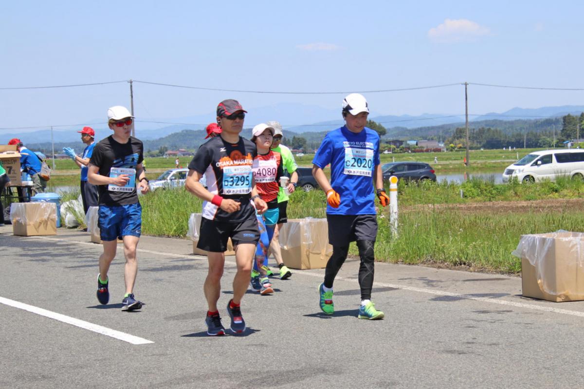 いわて奥州きらめきマラソン2018 フルマラソン5・37.5km給水/10km折り返し 2018/05/20